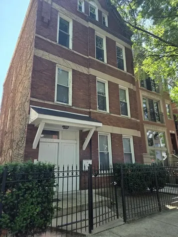 2309 North Leavitt Street Chicago IL 60647