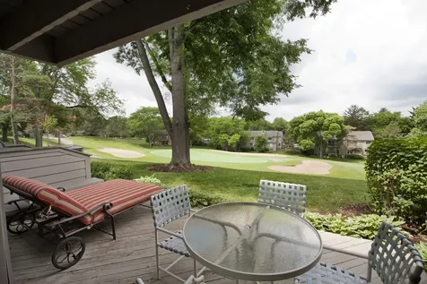 422 Valley View Road Lake Barrington IL 60010