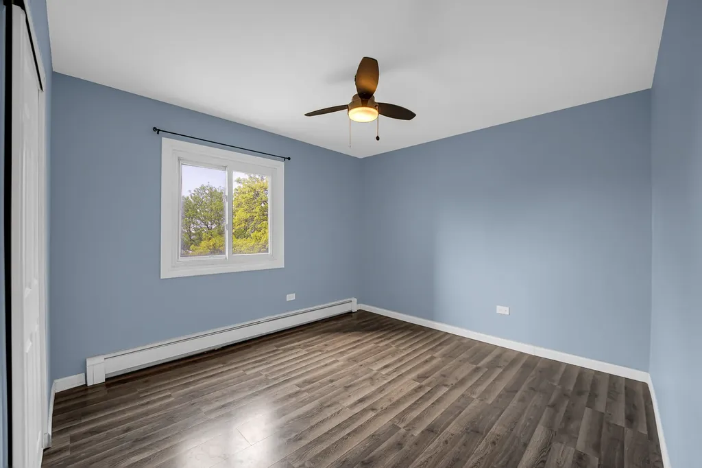 1133 South Finley Road Lombard IL 60148