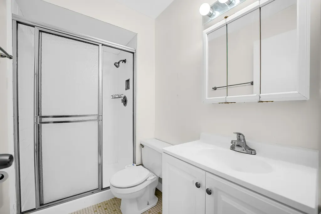 1133 South Finley Road Lombard IL 60148
