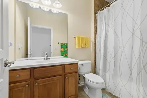 3295 Comstock Court Mundelein IL 60060