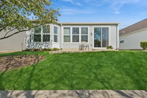 3295 Comstock Court Mundelein IL 60060