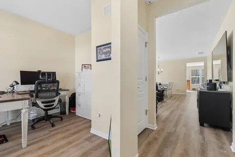 3295 Comstock Court Mundelein IL 60060