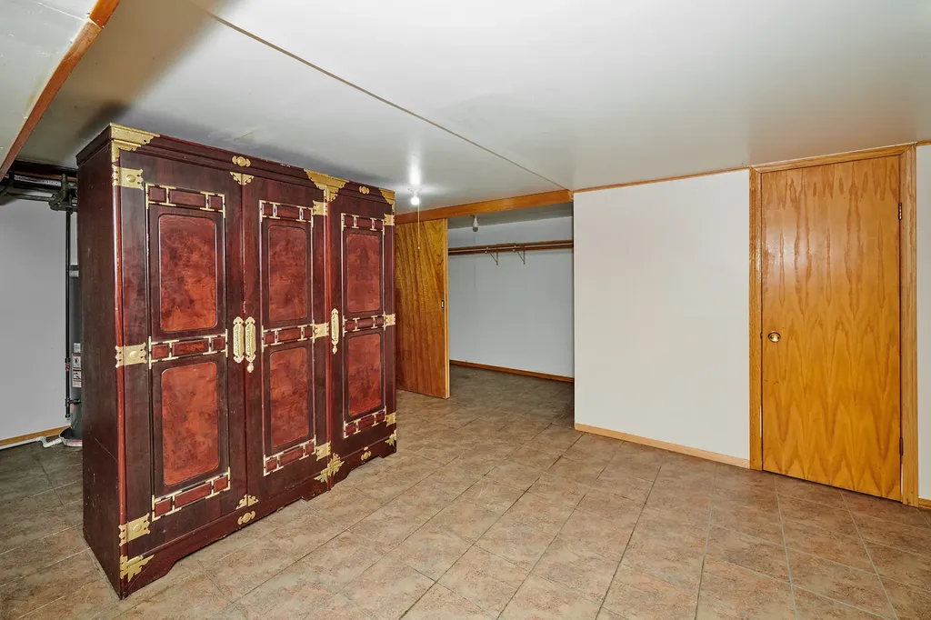 5500 Harvard Terrace Skokie IL 60077