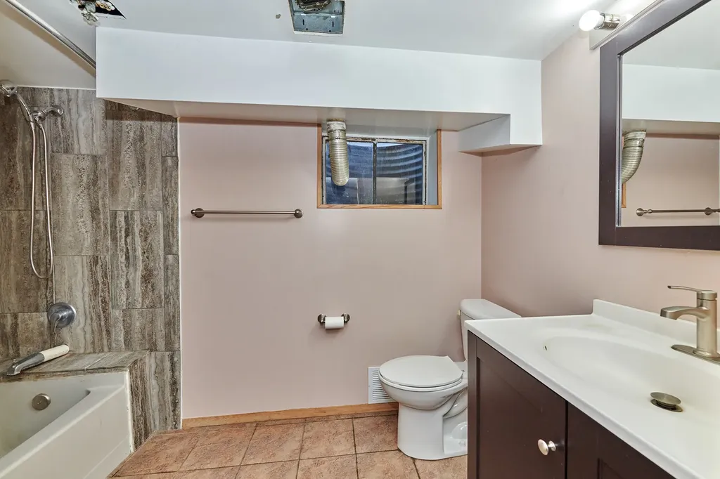 5500 Harvard Terrace Skokie IL 60077