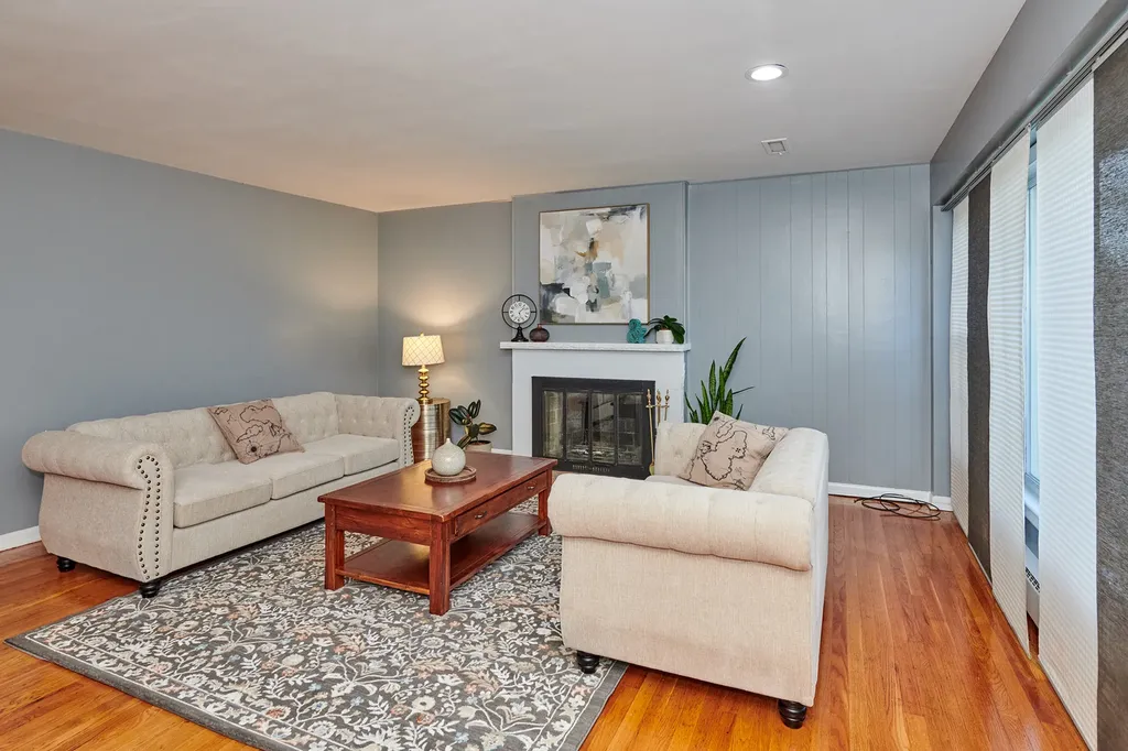 5500 Harvard Terrace Skokie IL 60077