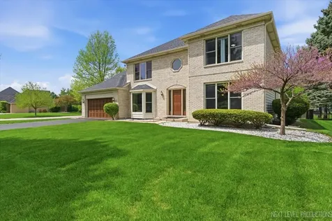 301 Stoneleigh Lane Oswego IL 60543