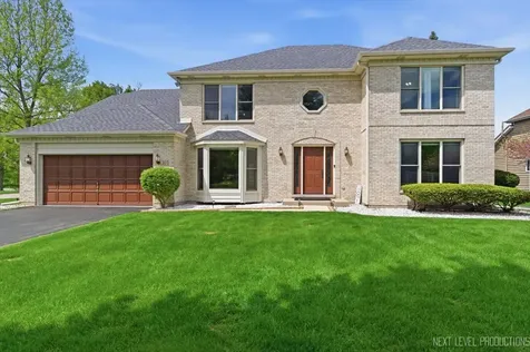 301 Stoneleigh Lane Oswego IL 60543