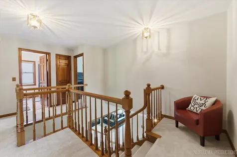 301 Stoneleigh Lane Oswego IL 60543