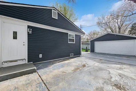 80 Birch Street Carpentersville IL 60110