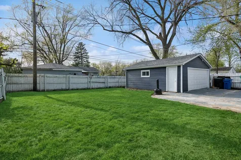 80 Birch Street Carpentersville IL 60110