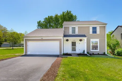 1705 Charles Avenue Algonquin IL 60102