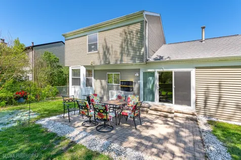 1705 Charles Avenue Algonquin IL 60102