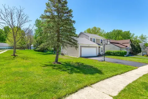 1705 Charles Avenue Algonquin IL 60102