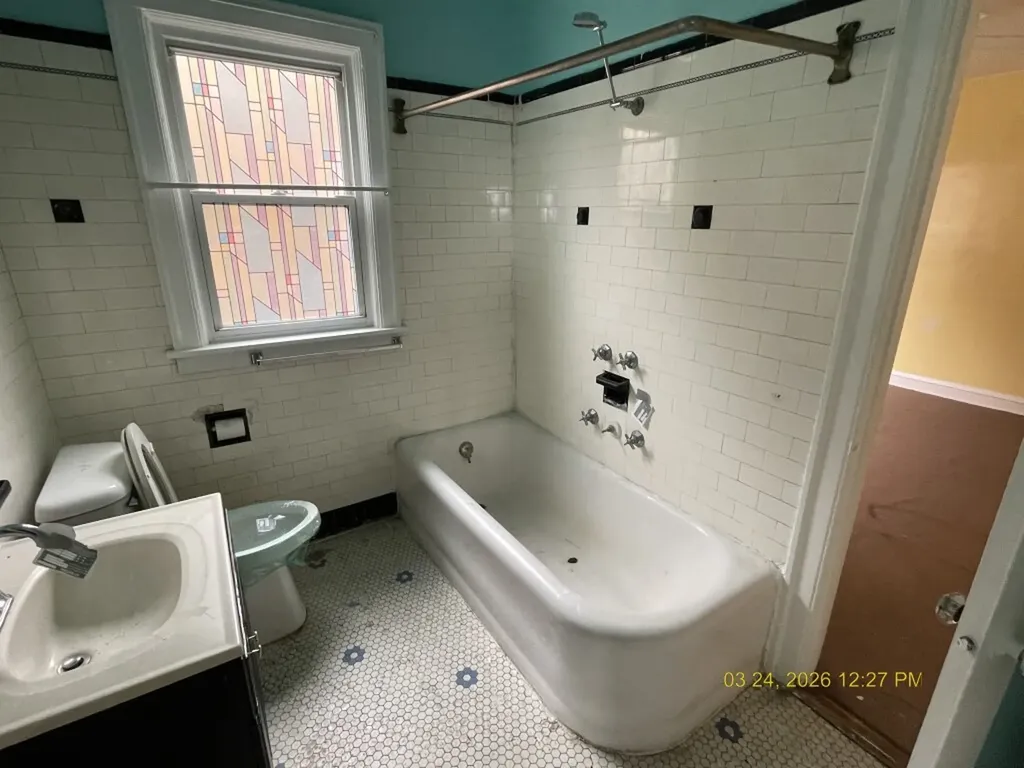 7807 South Winchester Avenue Chicago IL 60620