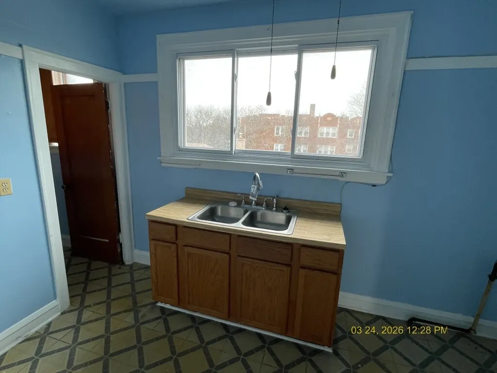 7807 South Winchester Avenue Chicago IL 60620