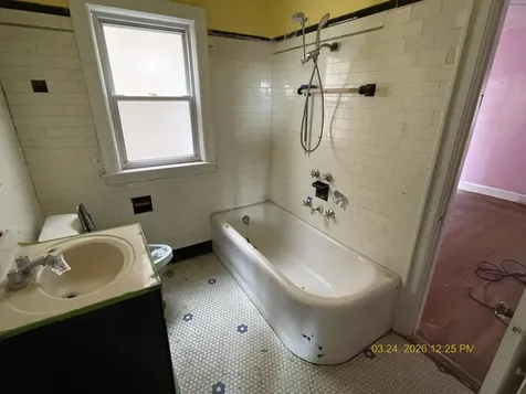 7807 South Winchester Avenue Chicago IL 60620
