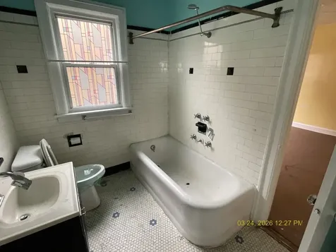 7807 South Winchester Avenue Chicago IL 60620