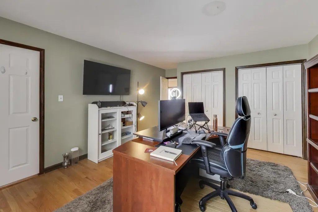 511 Mark Lane Downers Grove IL 60516