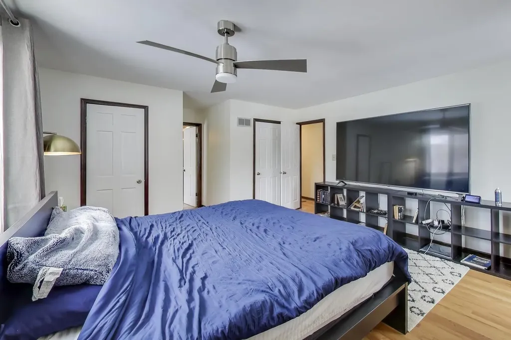 511 Mark Lane Downers Grove IL 60516