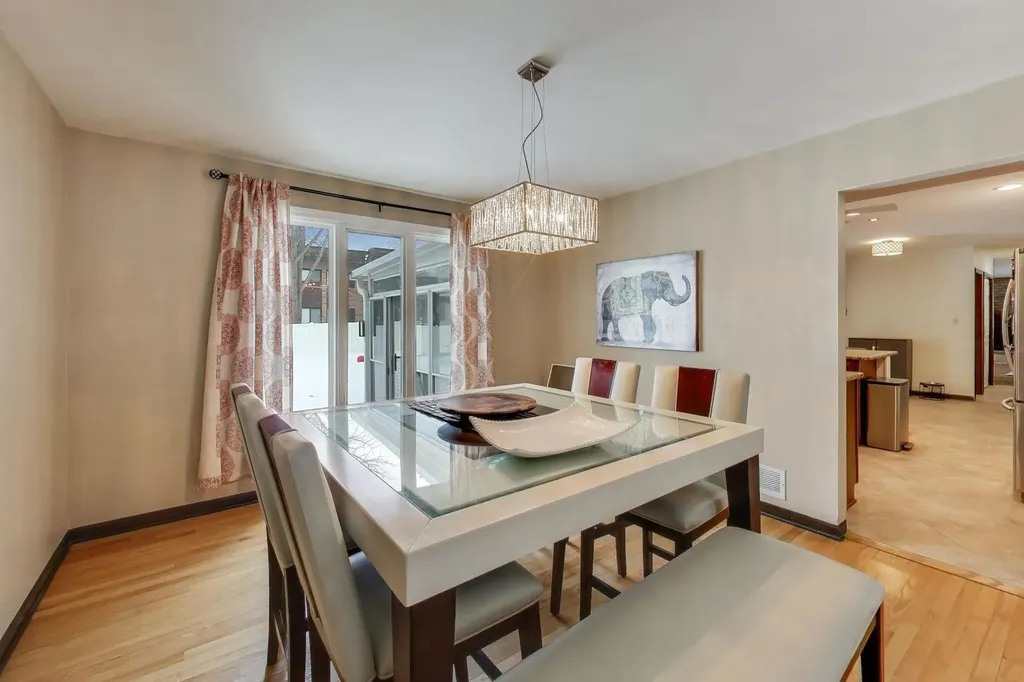 511 Mark Lane Downers Grove IL 60516