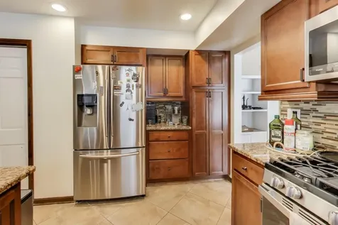 511 Mark Lane Downers Grove IL 60516
