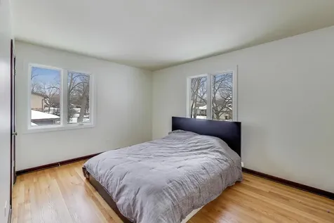 511 Mark Lane Downers Grove IL 60516