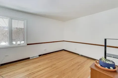 511 Mark Lane Downers Grove IL 60516