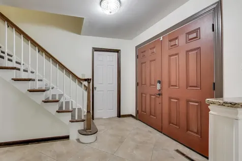 511 Mark Lane Downers Grove IL 60516