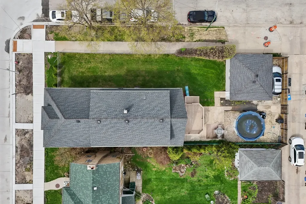 6254 West Barry Avenue Chicago IL 60634