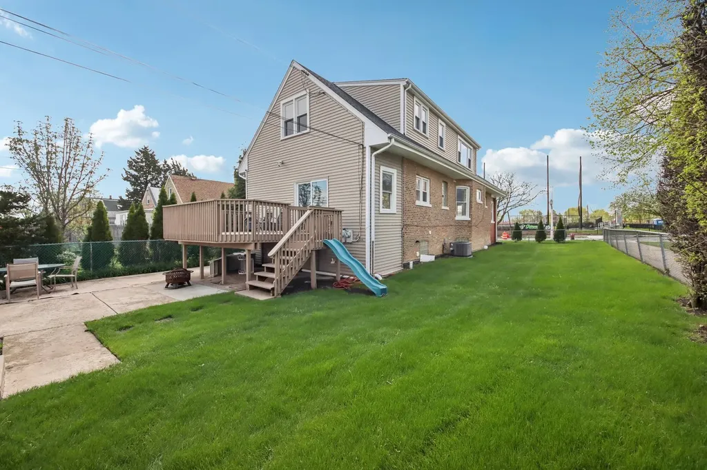 6254 West Barry Avenue Chicago IL 60634