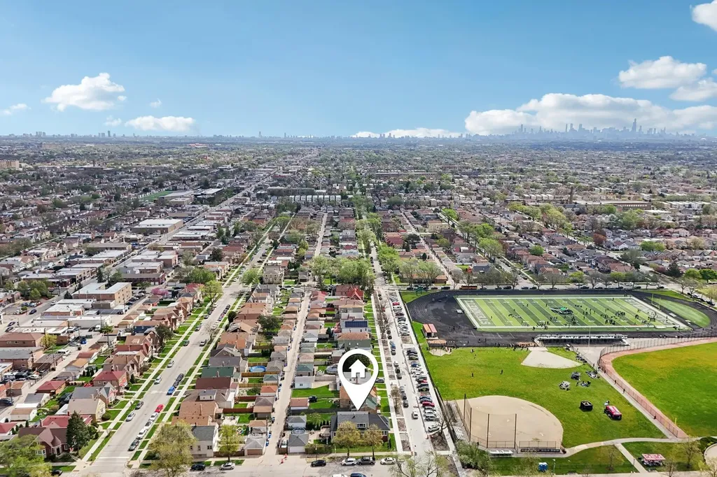 6254 West Barry Avenue Chicago IL 60634