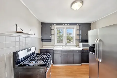 6254 West Barry Avenue Chicago IL 60634