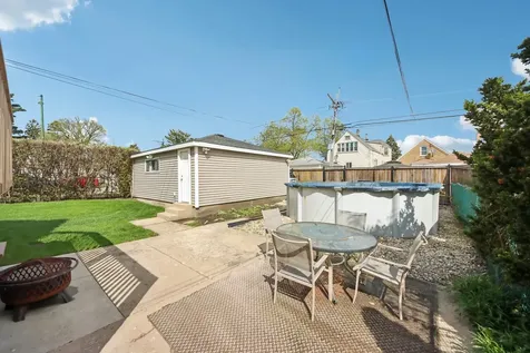 6254 West Barry Avenue Chicago IL 60634
