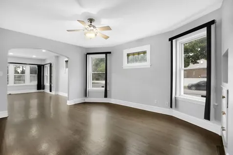 6254 West Barry Avenue Chicago IL 60634