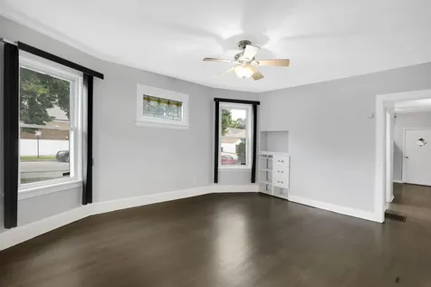 6254 West Barry Avenue Chicago IL 60634