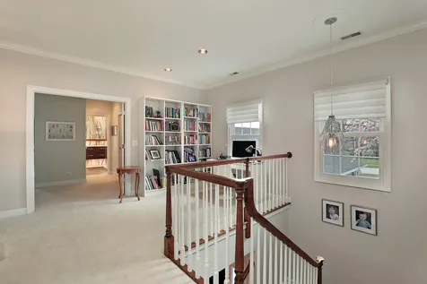 921 Woodbine Lane Northbrook IL 60062