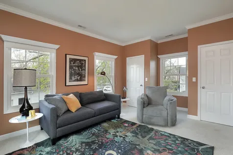 921 Woodbine Lane Northbrook IL 60062