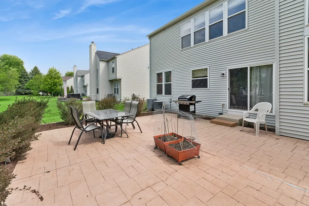 24132 Norfolk Lane Plainfield IL 60585