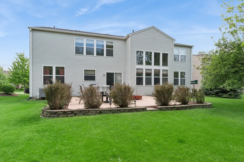 24132 Norfolk Lane Plainfield IL 60585