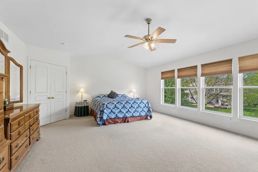 24132 Norfolk Lane Plainfield IL 60585