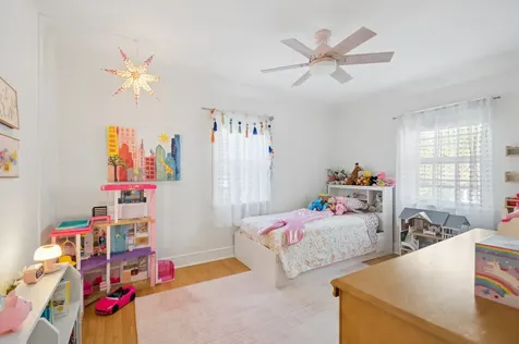6418 North Le Mai Avenue Chicago IL 60646