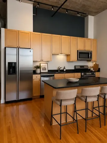 758 North Larrabee Street Chicago IL 60654