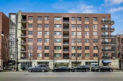 871 North Larrabee Street Chicago IL 60610