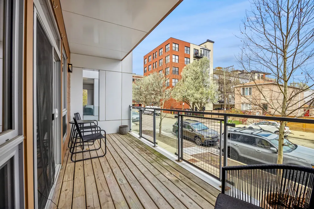 731 West 17th Street Chicago IL 60616