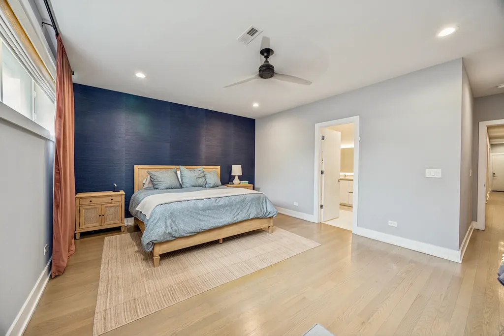731 West 17th Street Chicago IL 60616