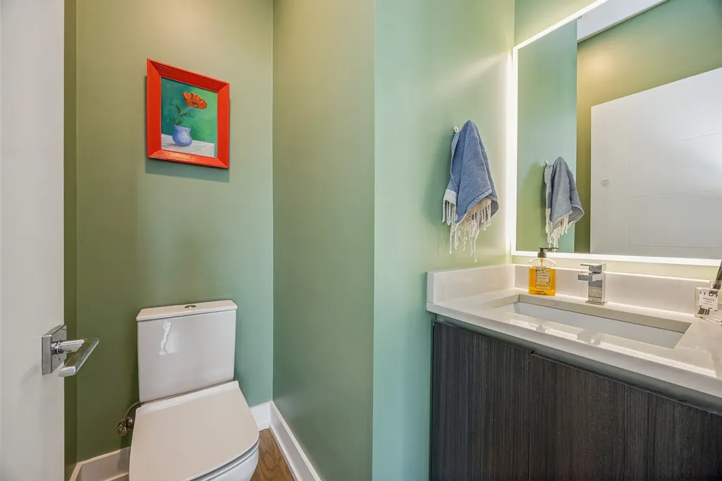 731 West 17th Street Chicago IL 60616
