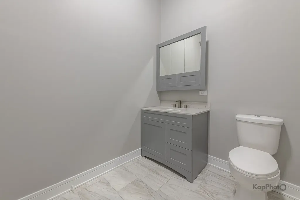 3044 West Irving Park Road Chicago IL 60618