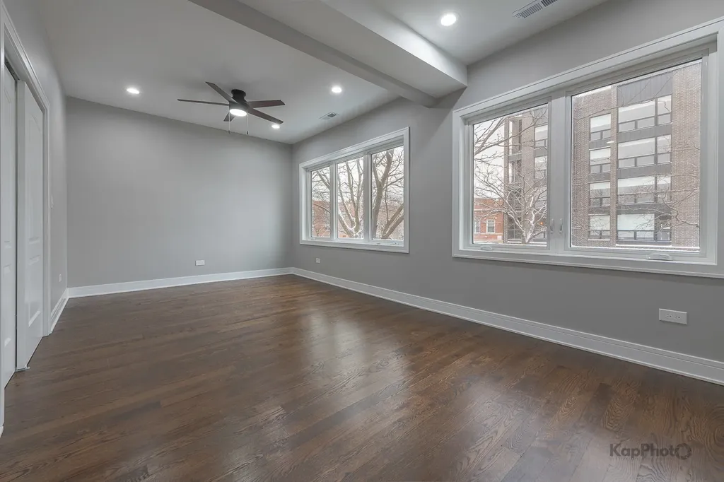 3044 West Irving Park Road Chicago IL 60618