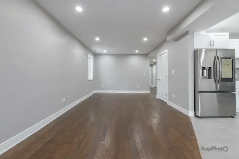 3044 West Irving Park Road Chicago IL 60618